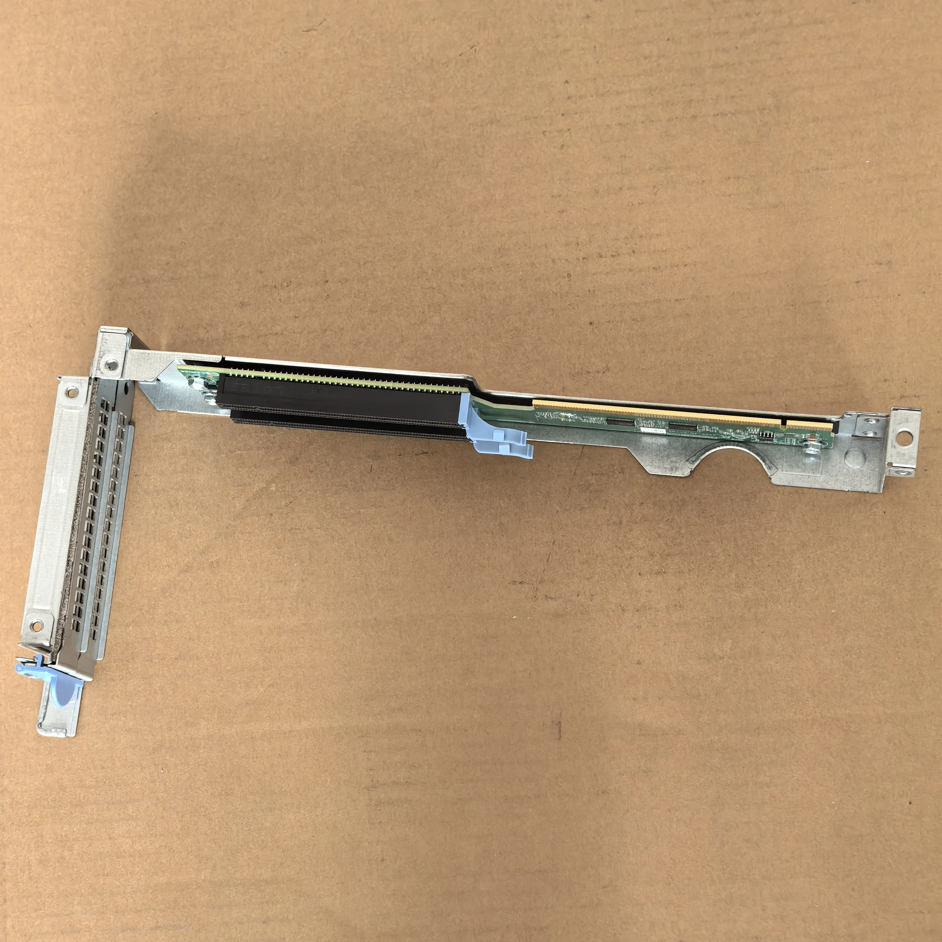 

Для рабочей станции Dell R3930, карта расширения Riser1 Lift Card, двойная видеокарта с поддержкой PCIE C45X4