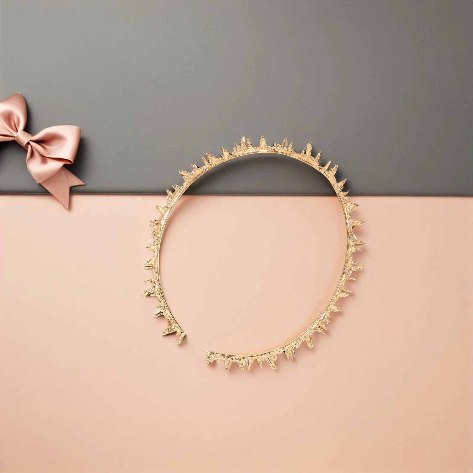 

Thorn Crown Hairband Gothic Headpiece Halloween Party Cosplay Queen King Tiara Birthday Costume Accessories Spiky Crown Headband