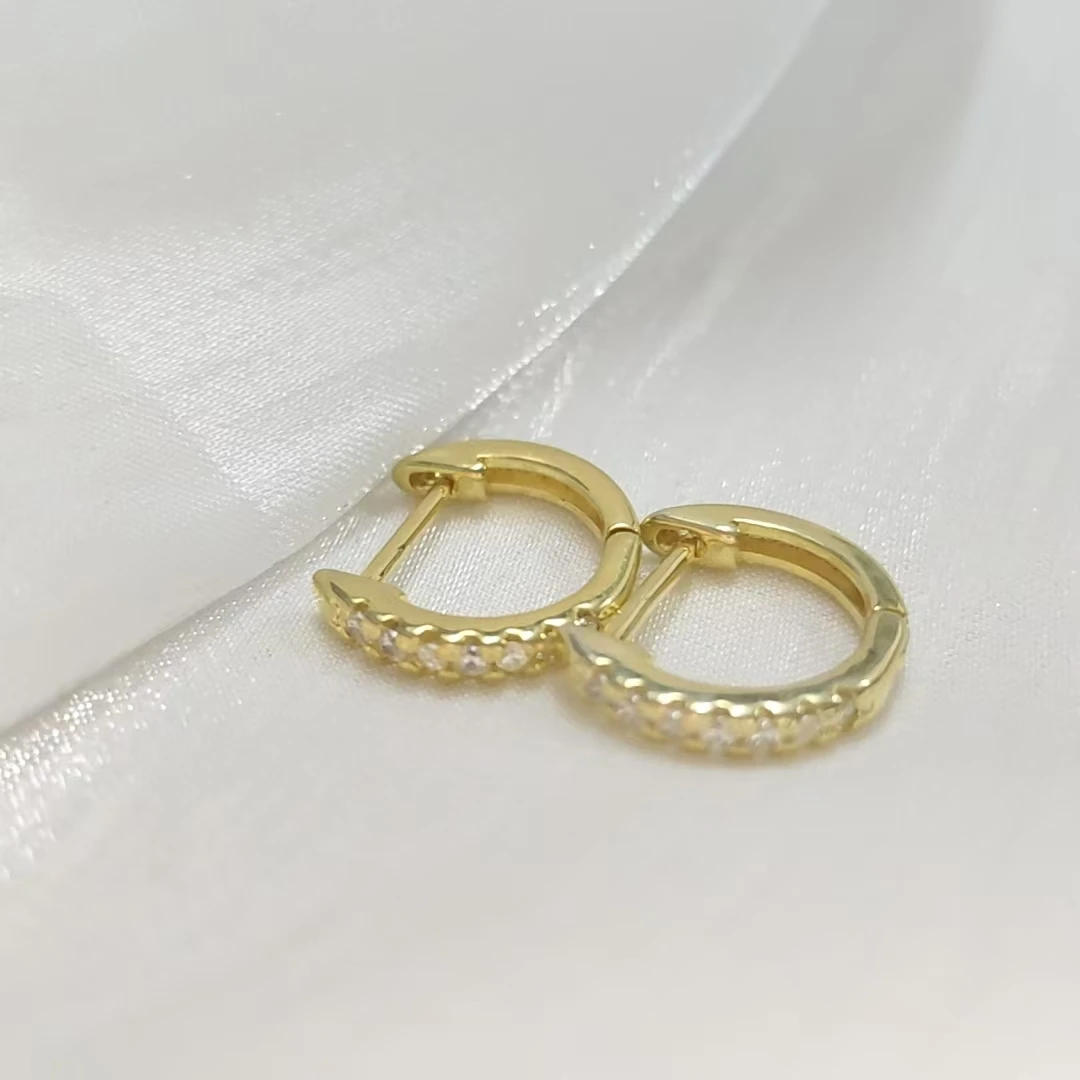 925 Sterling Silver Circle Stylish and Simple Half Inlaid Single-row Zircon Earrings