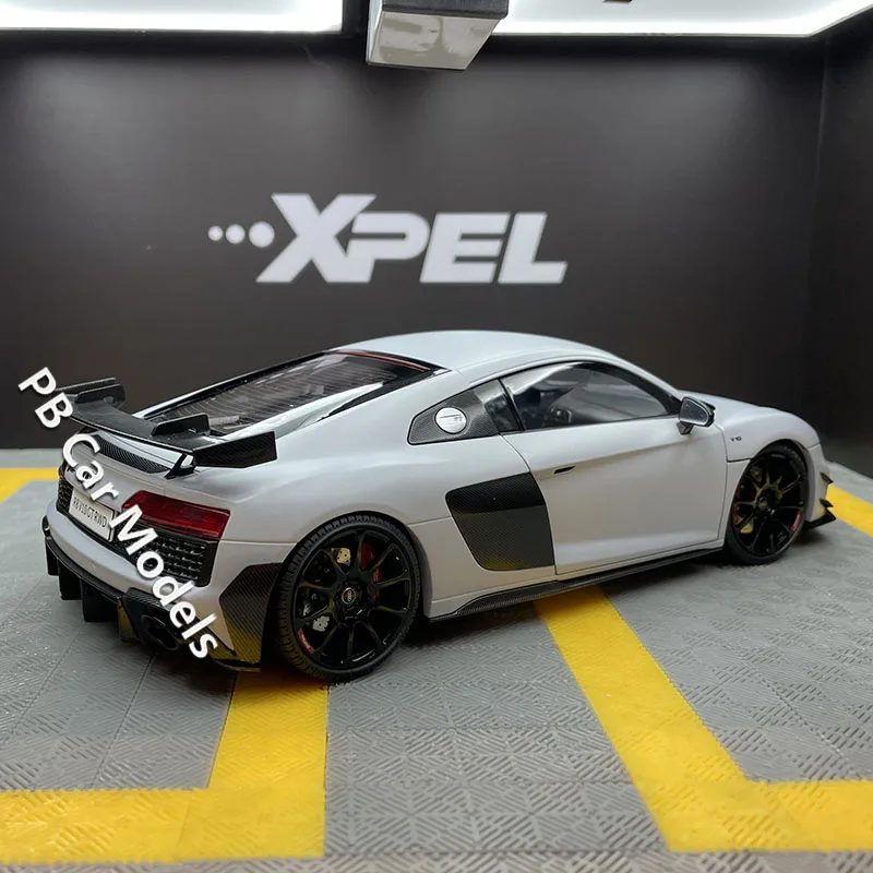 KengFai 1:18 R8 V10 GT RWD 2021 alloy simulation car model