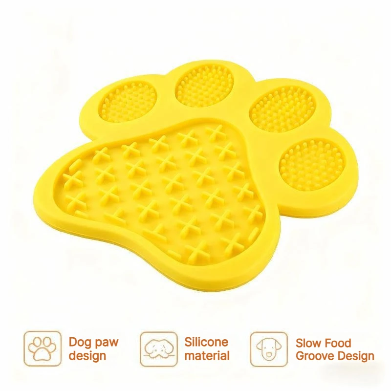 Silicone pet lickable pad slow eating pad anti-choking slow eating tray The bottom has multiple suction cups that firmly attach