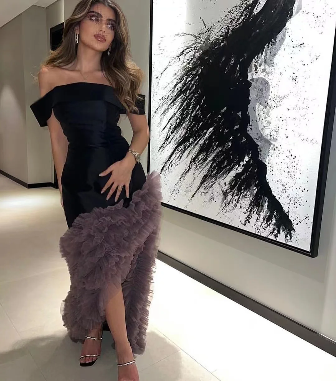 

Fashionvane Saudi Arabia Side Split Ruffles Tulle Prom Dresses Off Shoulder Zipper Back Black Robes De Cocktail Party Evening