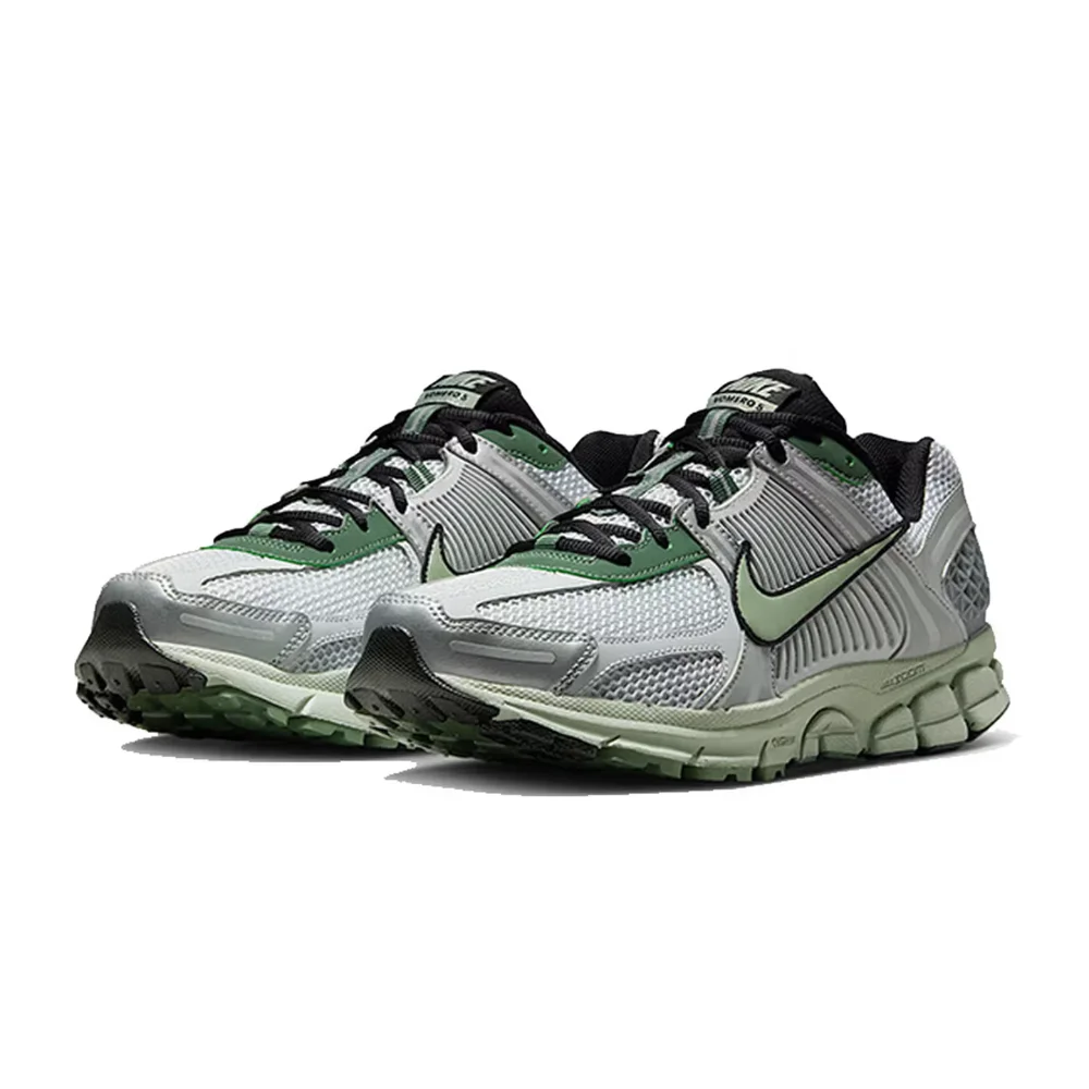 Nike Zoom Vomero 5 … - image