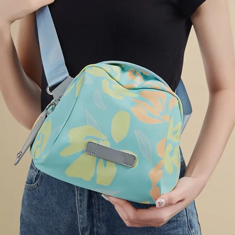 Fashionable  Shaped Lightweight Waterproof Floral Print Crossbody Bag for Women Practical Daily Commuting Bag