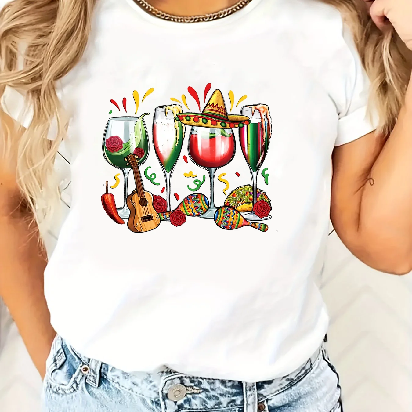 Festive Dia De Los Muertos Print T-Shirt Women's Casual Top with Dia De Los Muertos Drinking Glasses and Maracas Design Shirts