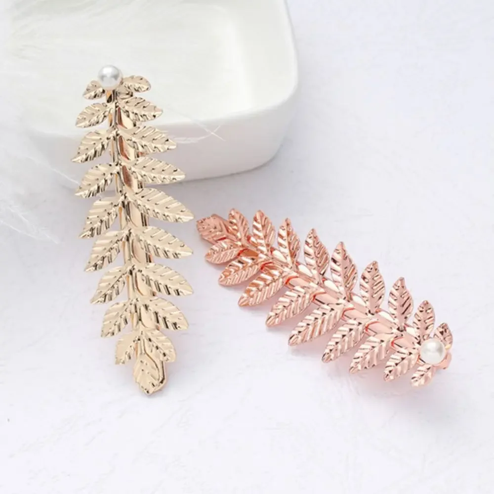 Western Hot Design Pearl Hairpin Leaf Shape Creative Metal Fashion Hair Clip For Trend Modern Women Accessories