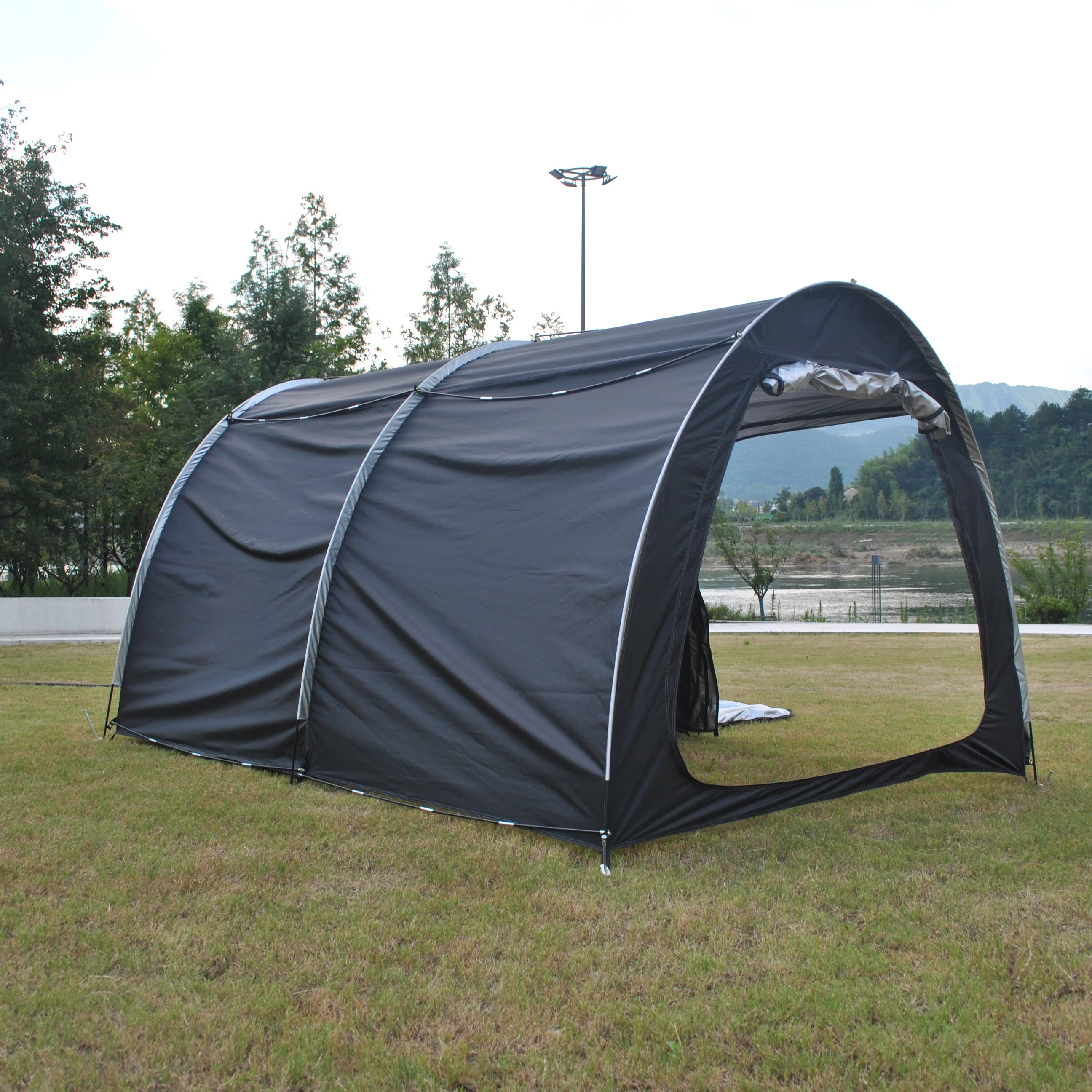 

2 in 1 Motorcycle Tent for Camping 2-3 Person Waterproof 8 bike Tent with Integrated Motorcycle Port Vestibule Ride tent