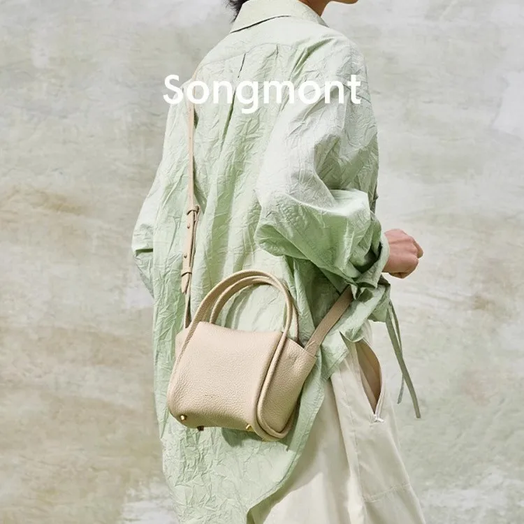 

Songmont Yuanbao Clutch: Fashionable, Cute, and Exquisitely Miniature Handbag
