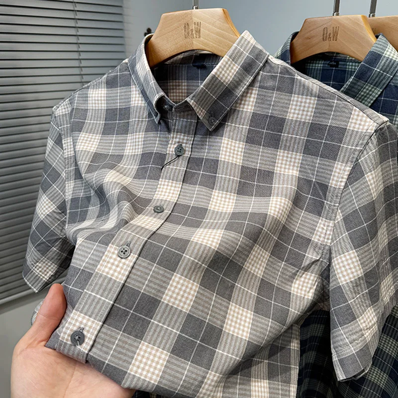 グリッドスタイルメンズシャツ2025新作半袖夏万能カジュアルファッション若中高年ライトラグジュアリーシャツ