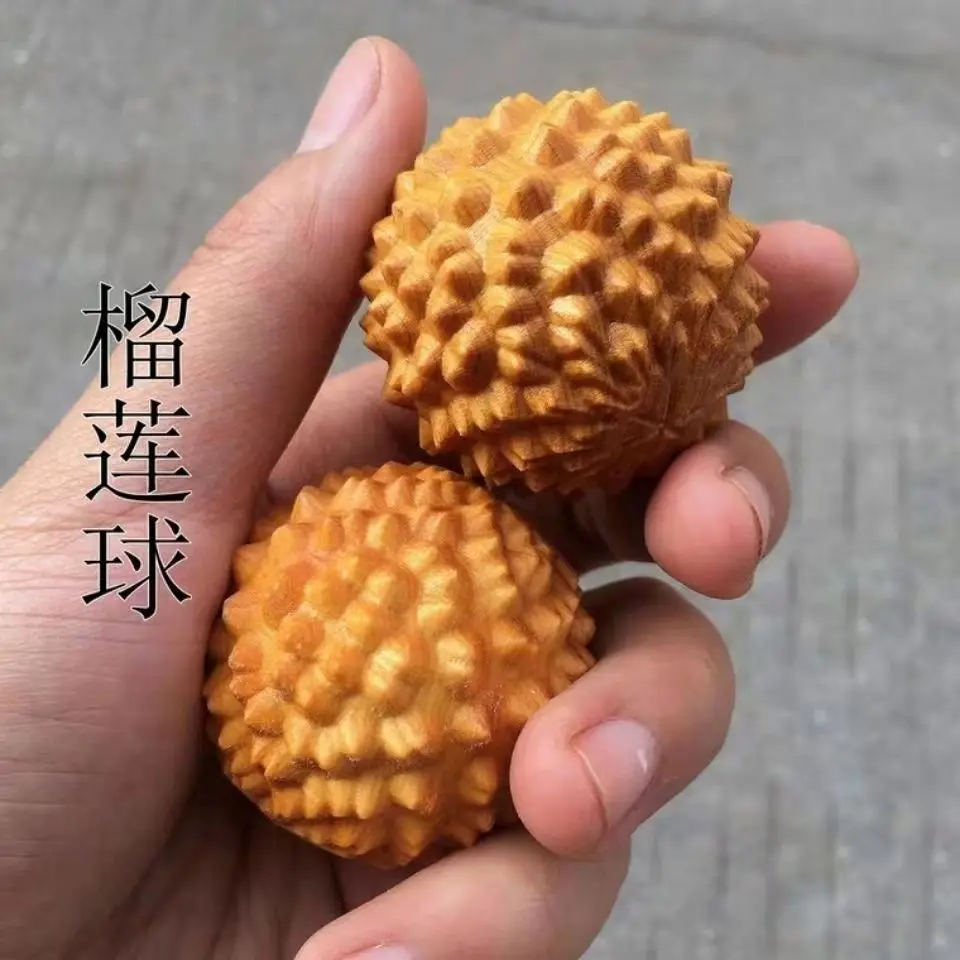 Laser Carving Polished Durian Walnut Palm Pulp Fitness Ball Natural Thuja Wood Crafts Ornament Exercise Finger Paperweight Decor