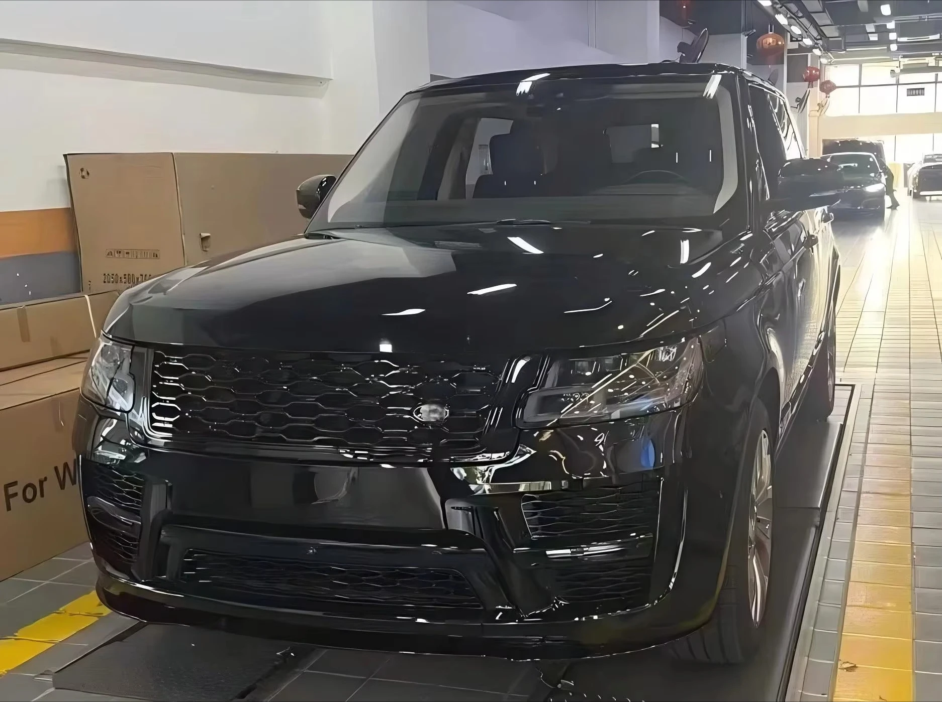 Bodykit for  Range Rover Vogue 2013-2017 Upgrade to SVO New Bumper Headlight Grille for  SVO L405 Facelift