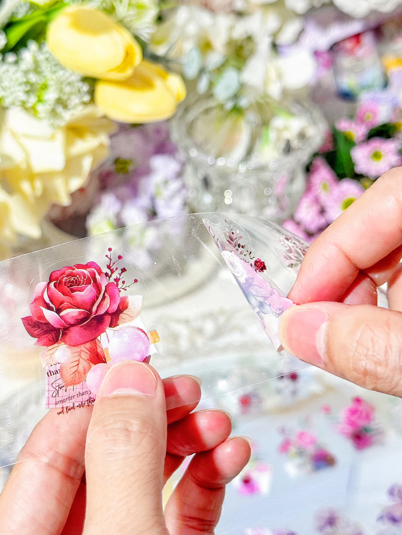 6ロール/箱、植物の花柄ステッカーテープ、DIYハンドブックやフォトフレームの装飾に適しており、スタイリッシュで絶妙です。