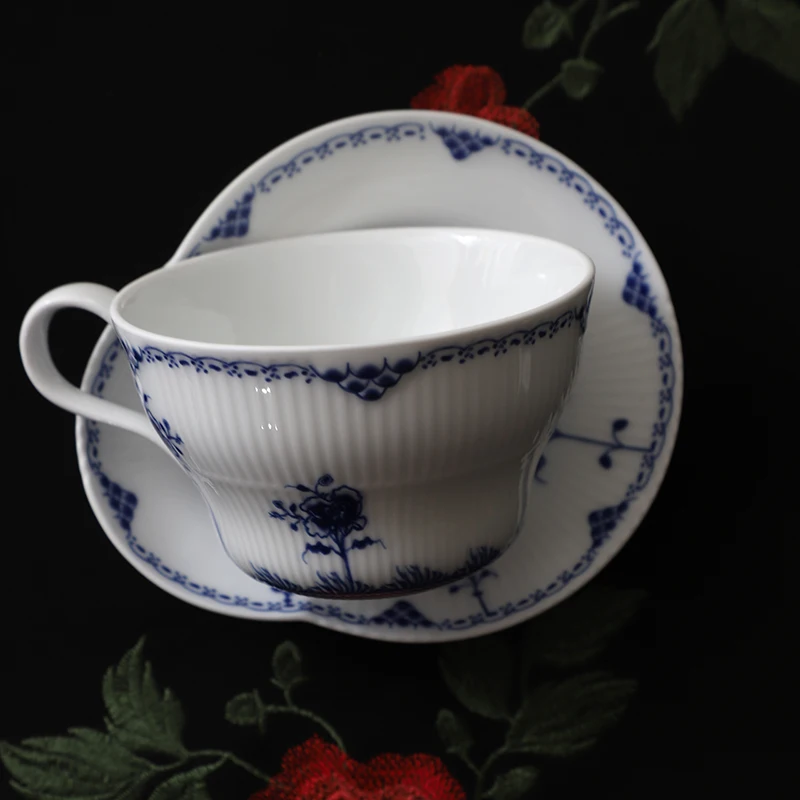 Jingdezhen Blue And White Porcelain Coffee Cup Plate Tea Cup Plate 250ml Ceramic Simple Style Single Ear Handle No Cover