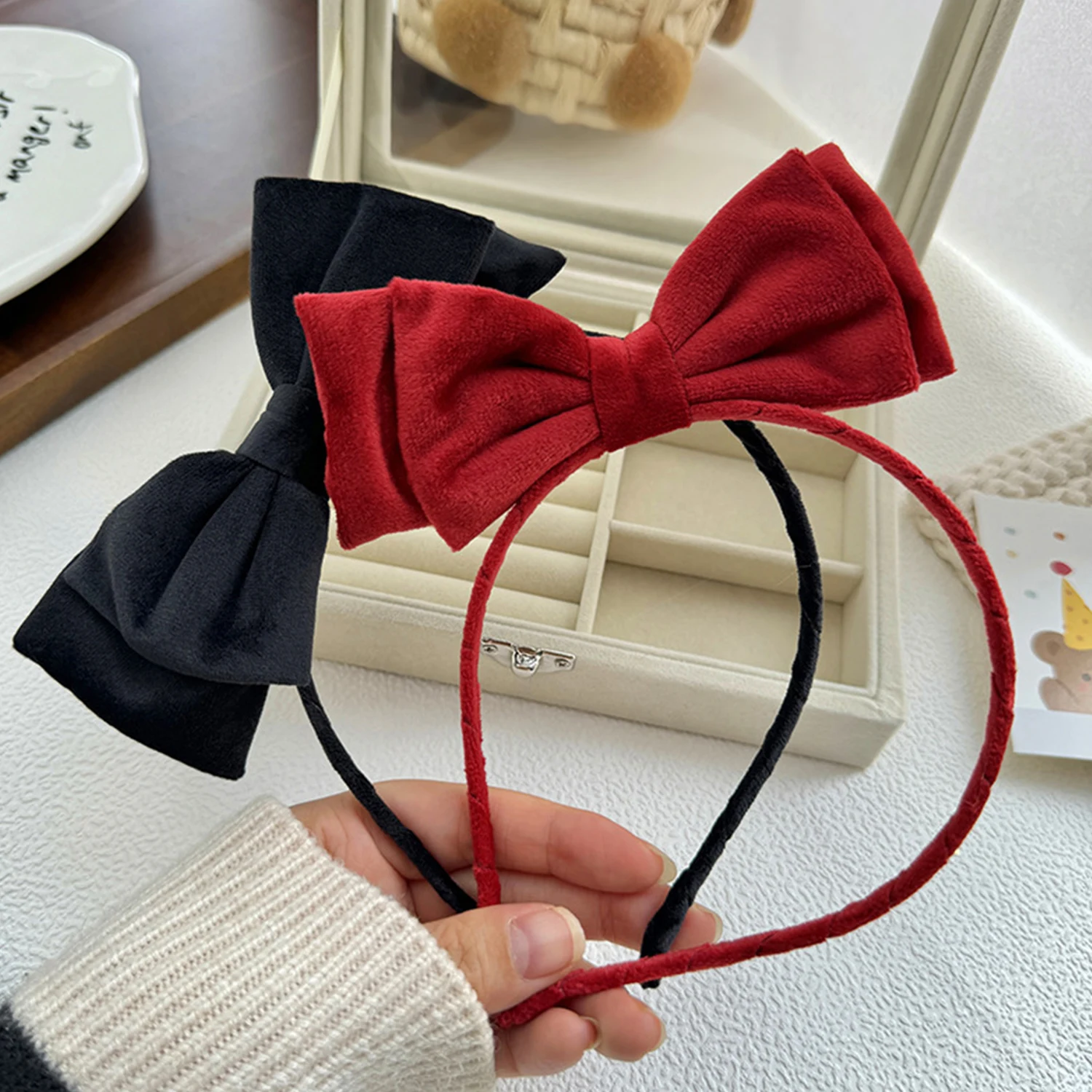 1 PC Sweet Hair Accessories Snow White Hair Band Red Black Bow Headband For Girls Women Headwear Retro Bow Ties Hairband