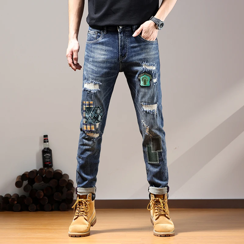 Men's Jeans Broken Tapered Torn with Print Trousers Graphic Retro Korean Fashion Ripped Slim Fit Man Cowboy Pants Designer Hole