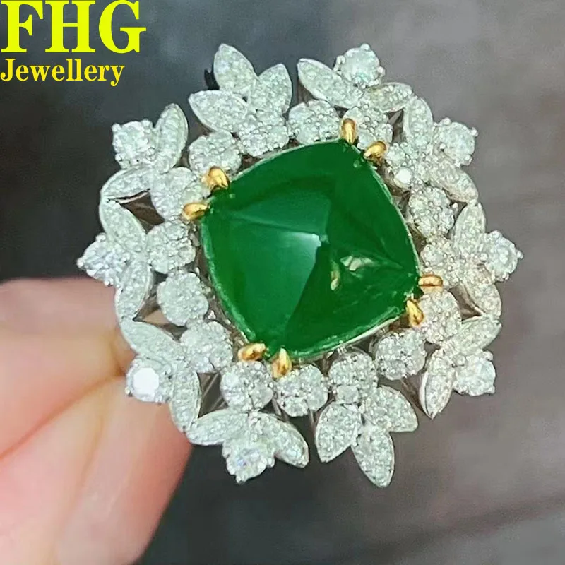 

Au750 18K Gold ring Lab Created 6ct Emerald Green and Moissanite Diamond Ring Wedding Party Engagement Anniversary Ring