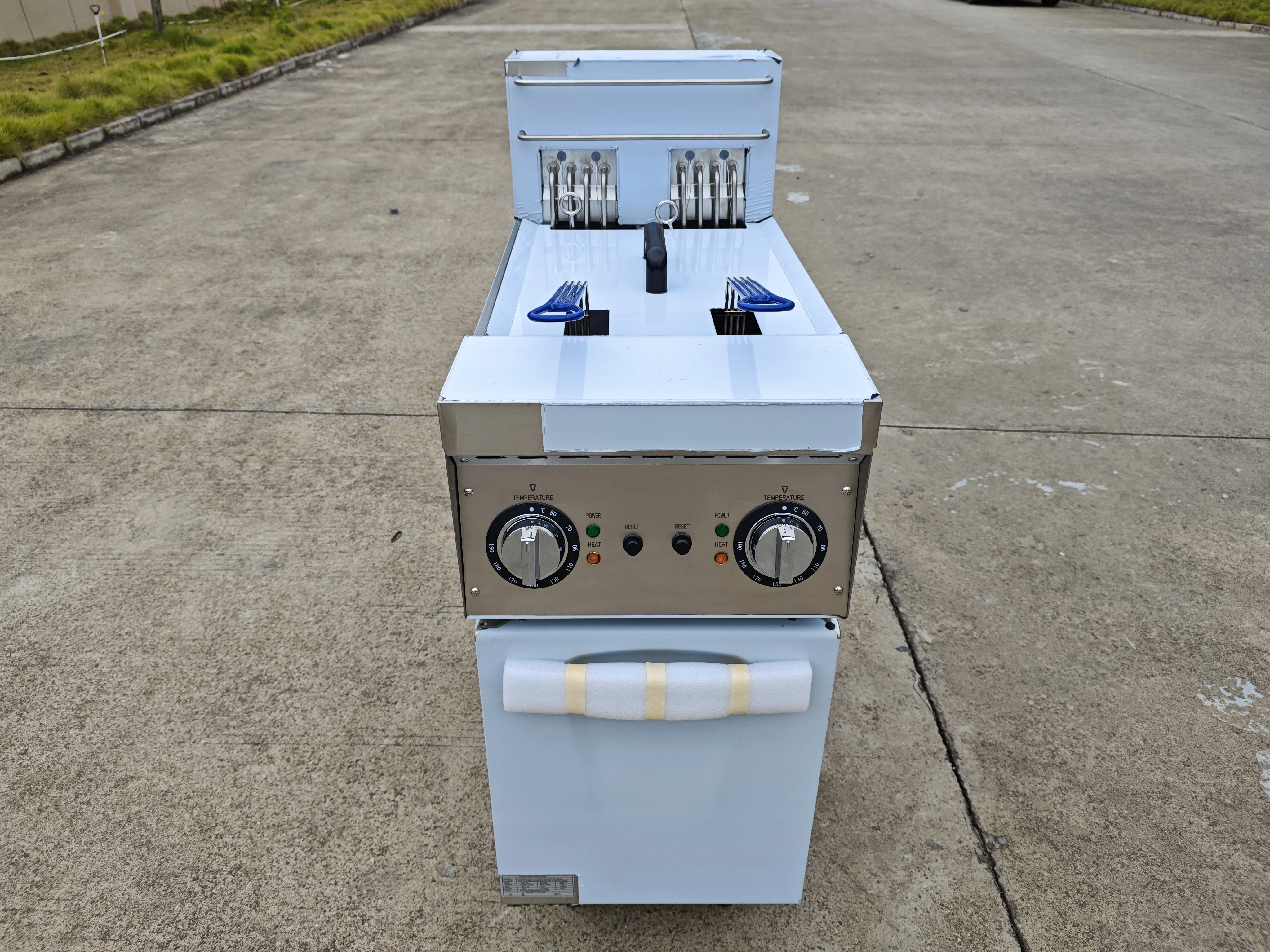 Electric Fryer Chips Fryer Fast Food Restaurant Kitchen Commercial Double tank Kitchen Food Equipment Machine