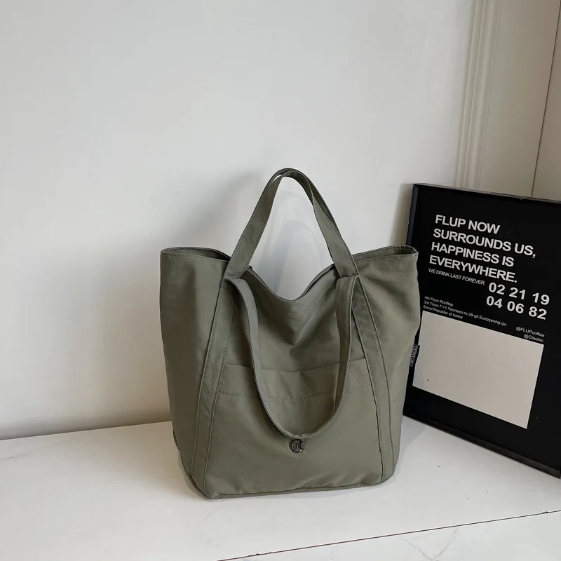 

Women's New Large Capacity Fashion Versatile Shoulder Bag Trendy Tote Bag for Work Commute Korean Style Handbag