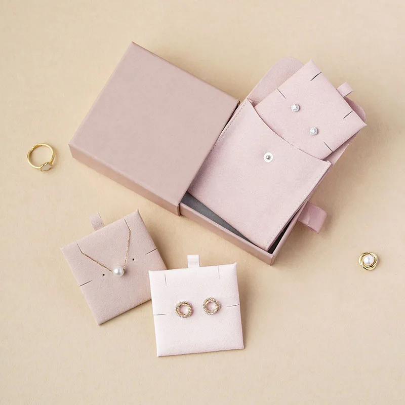 

Mini Velvet Jewelry Organizer Pouch w/ Snap Closure Flip Top Portable Travel Case for Women Hot Sale Best Quality Must-Have Gift