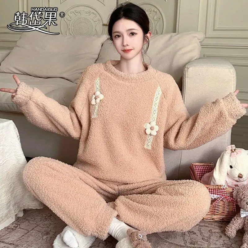 

Winter Coral Fleece With Thick Flannel Suitable Outdoor Home Wear Sexy Pajama Set Fashion Homewear Women's Warm Suit Knitted