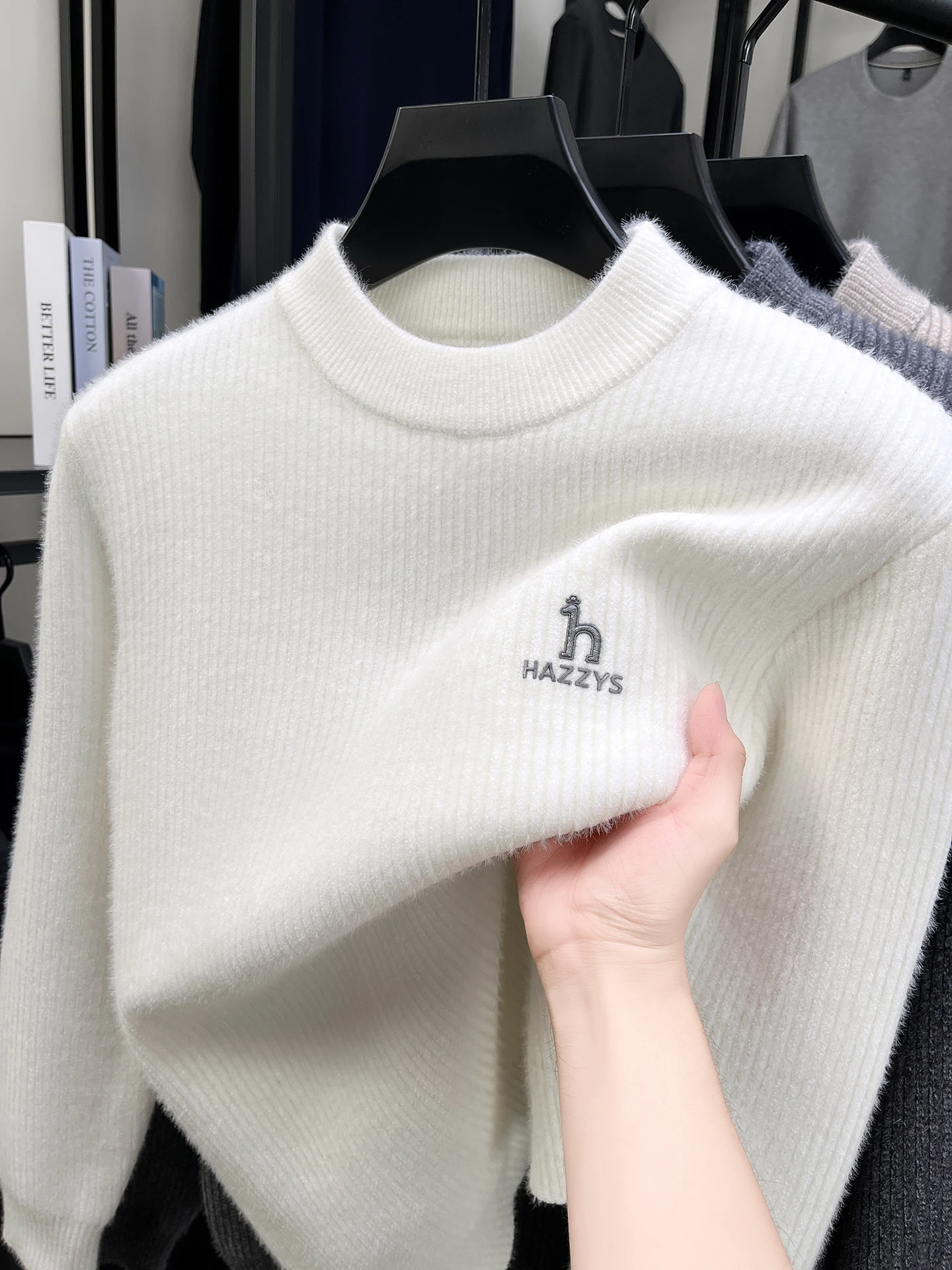 

Высококачественный бархатный свитер с круглым воротником мужской дизайнер новый щенок вышивка мода корейский рекреационный теплый трикотажный джемпер