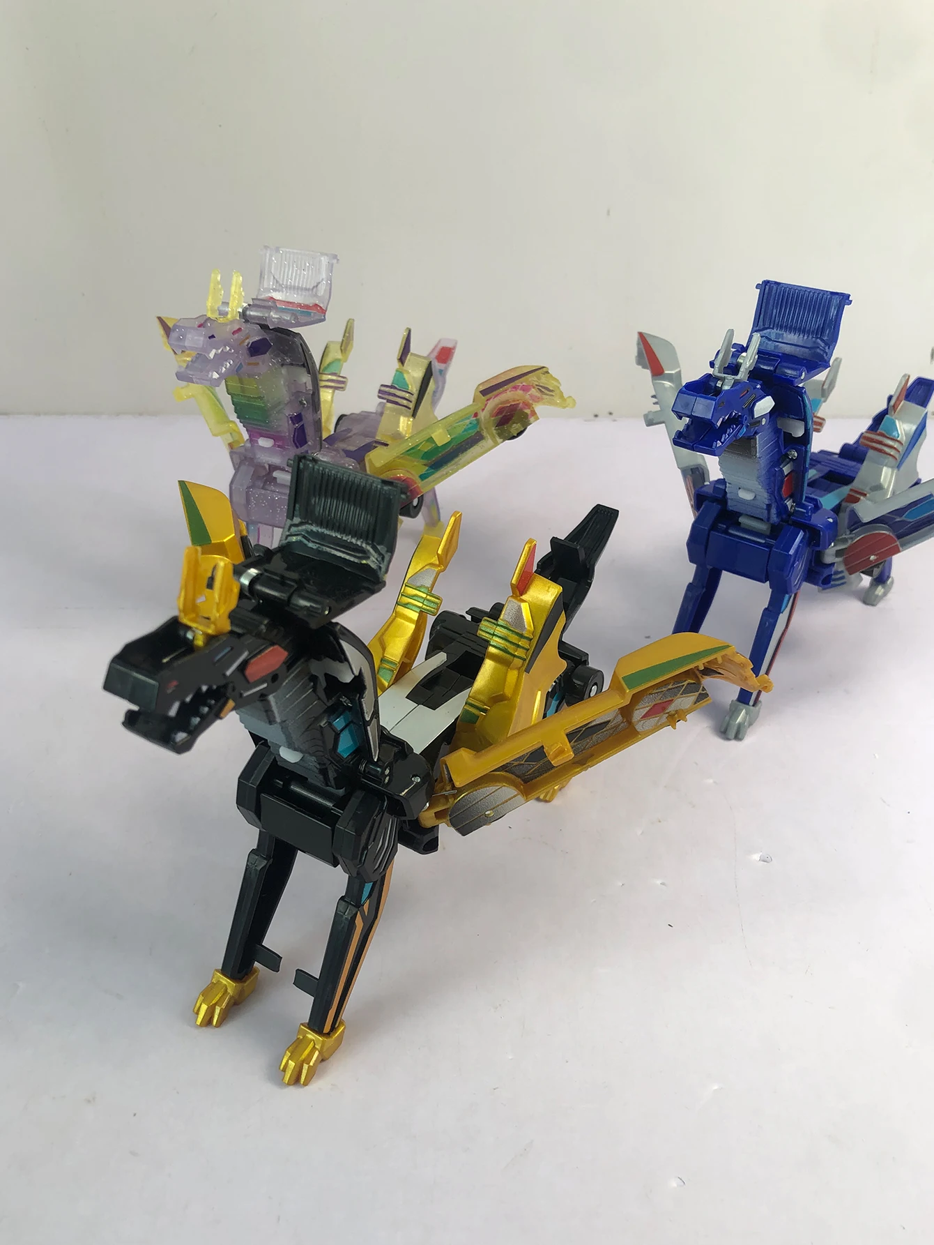 سيارة لعبة الديناصور البلاستيكية ذات التشوه المغناطيسي، سيارتان صغيرتين لتشويه سيارة الديناصور، لعبة أطفال #6