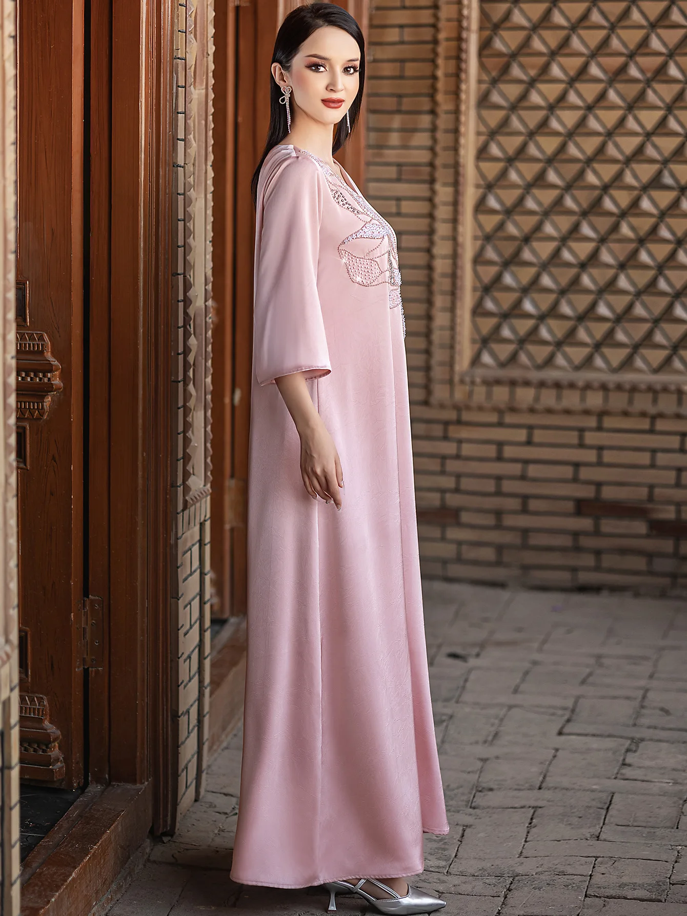 Eid perles Abaya Satin caftan femmes musulmanes Robe de soirée turquie Robe saoudienne arabe Kebaya Islam vêtements Caftan Marocain Femme