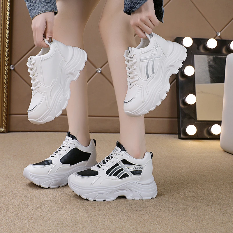 

BCEBYL New Winter Fashionable, Comfortable And Warm Round Toe Deep Mouth Walking Shoes Thick Sole Sneakers Casual Women