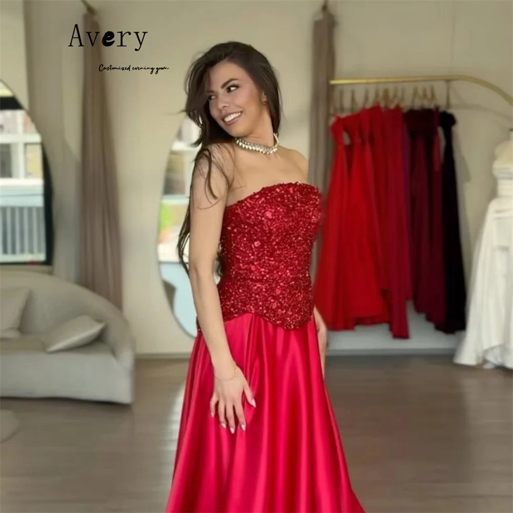 에이버리 커스텀 레드 피쉬테일 오프숄더 샤이니 튜브탑 럭셔리 드레스 2025 이브닝 드레스 2025 여성 럭셔리 이브닝 드레스 여성용