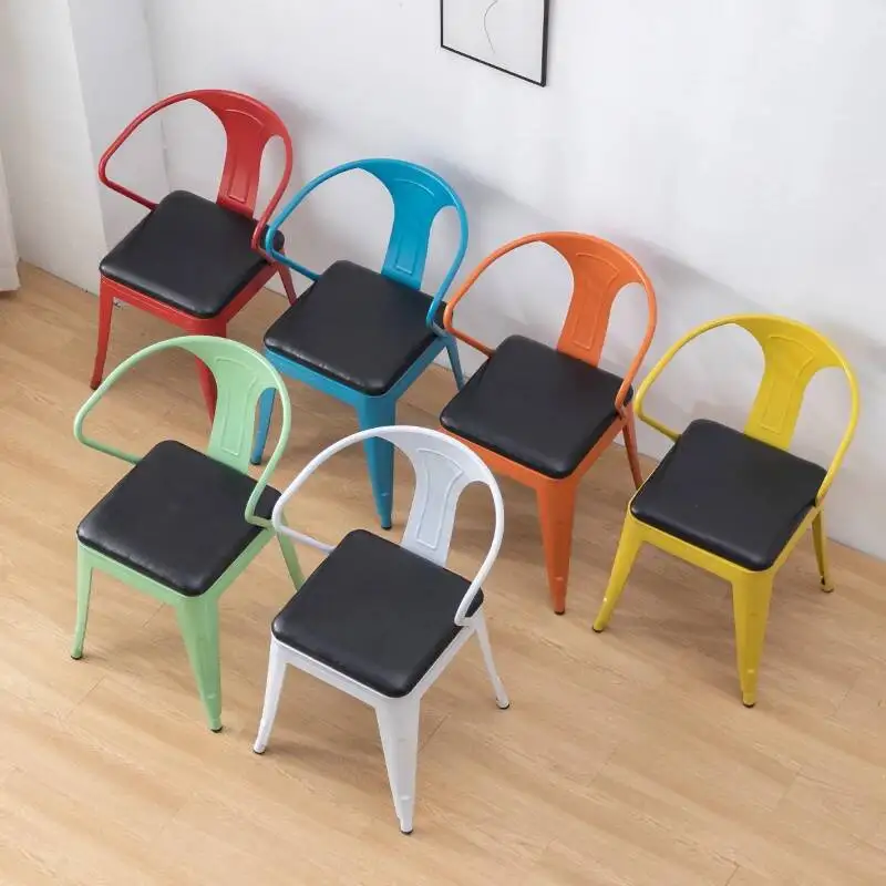 Sillas individuales móviles para sala de estar, reposabrazos de metal, sillas minimalistas de diseño para sala de estar, sillones individuales italianos creativos, muebles