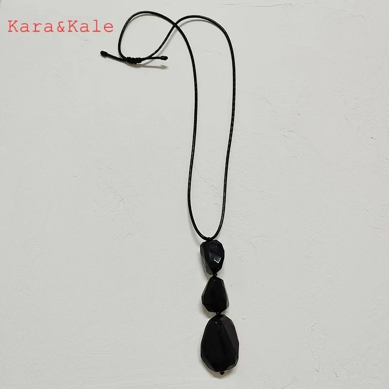 Kara&Kale Long black pendant necklace Adjustable length  daily styles Original designs Fashion acrylic jewelry Geometric shape