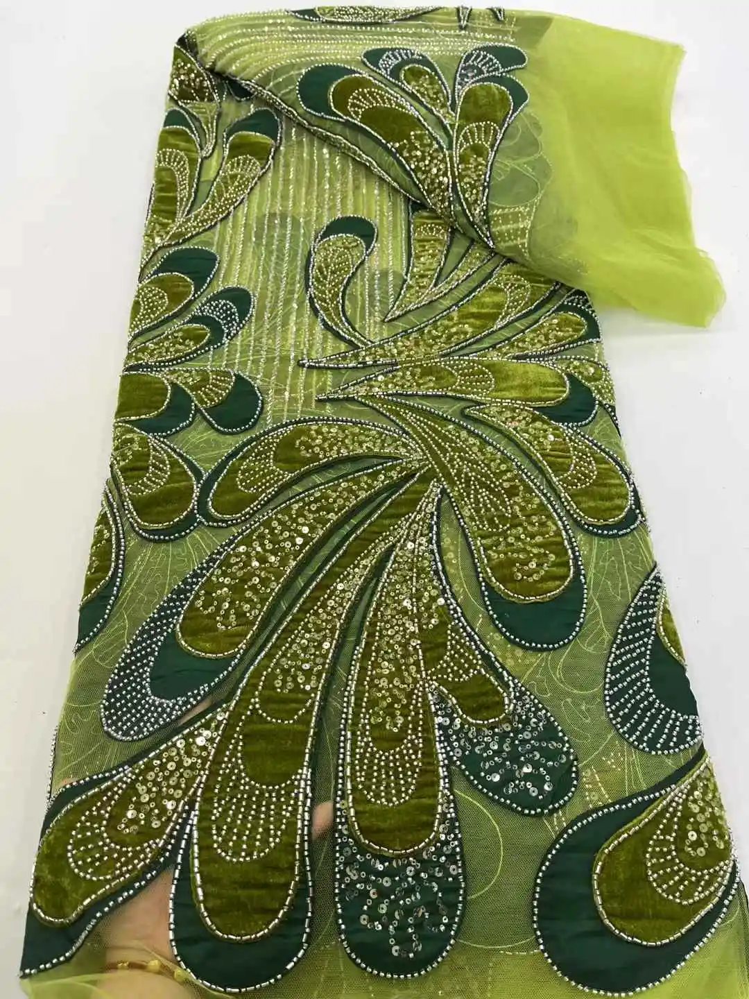 Latest African Heavy Sequin Beaded Tulle Lace Fabric 2025 High Quality French Tulle Lace Fabric Nigerian Embroidery Lace Wedding