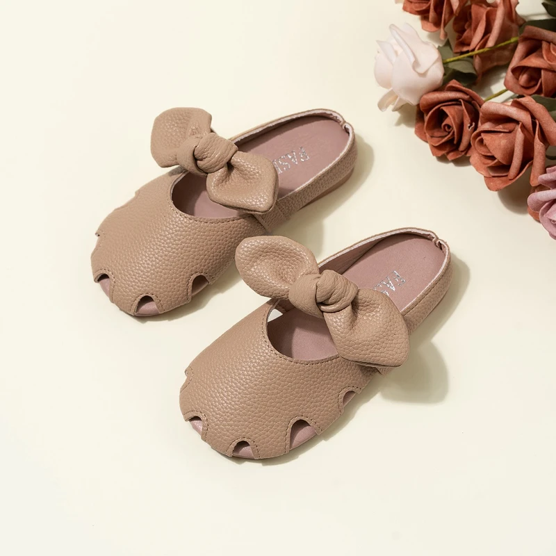 

New Children Flat Slippers Summer Bowknot Girls Causal Outdoor Slippers Hollow-out Toes-covered Kids Fashion Slip-on Slippers