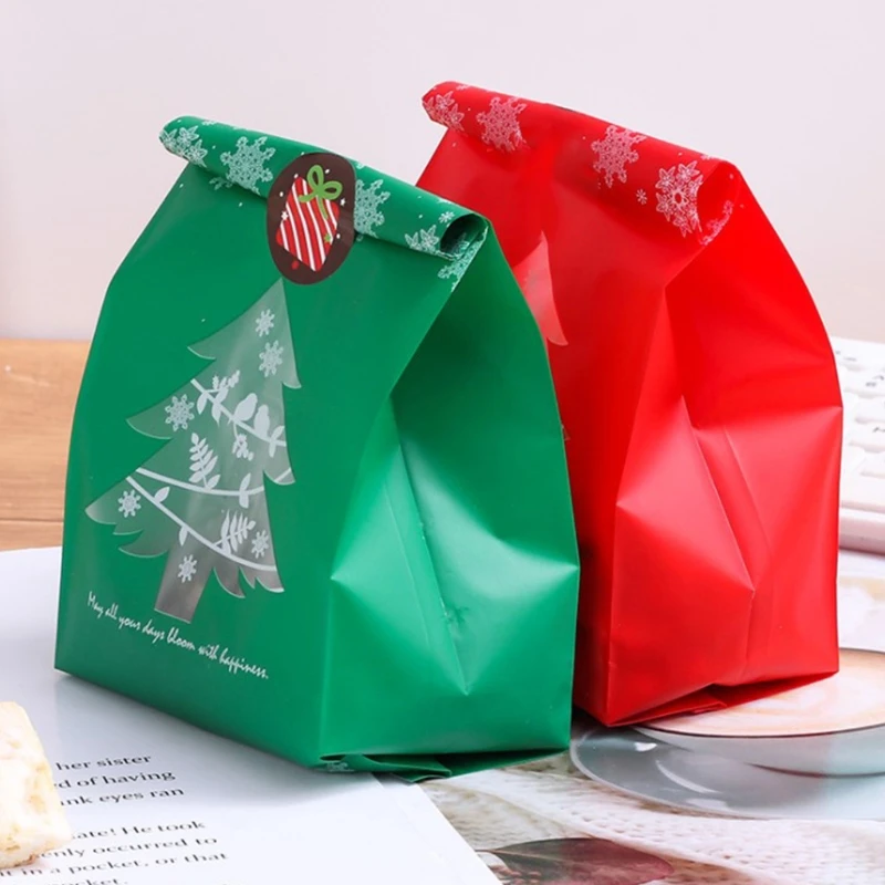 Y1UB 50Pcs Christmas Plastic Candy Treat Bag Snowflake Xmas Tree Baking Cookies Biscuit Gifts Packaging Container Decoration