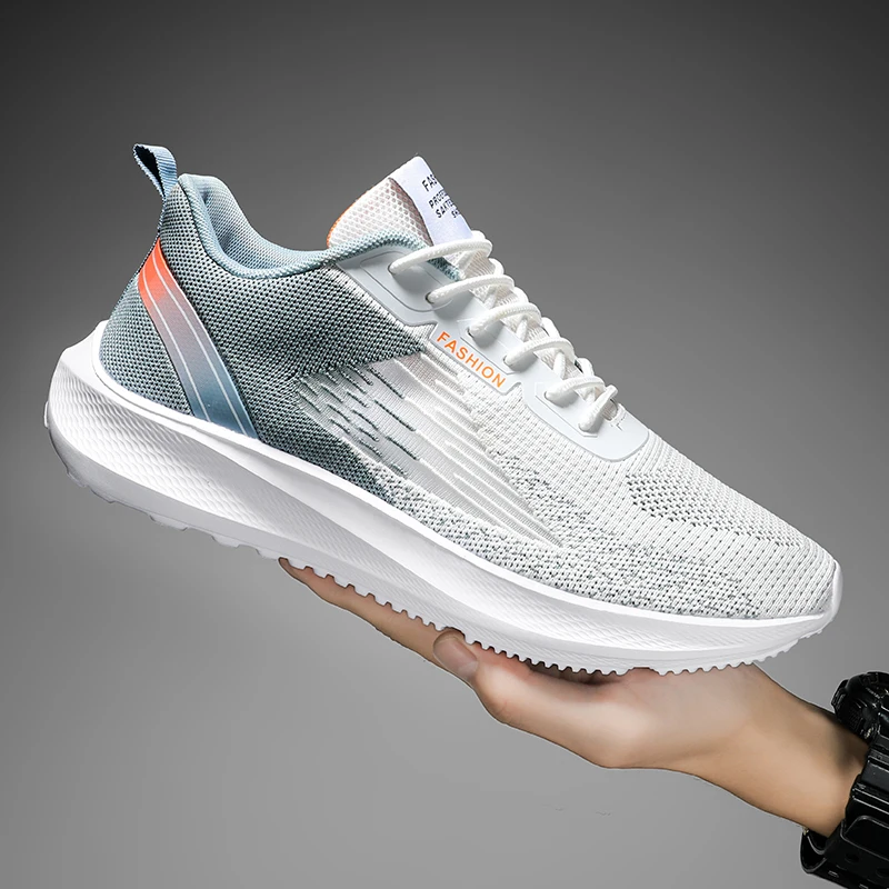 Nouvelles chaussures pour hommes de printemps et d'automne: chaussures de ville respirantes, course en plein air à semelles souples, mocassins légers pour hommes