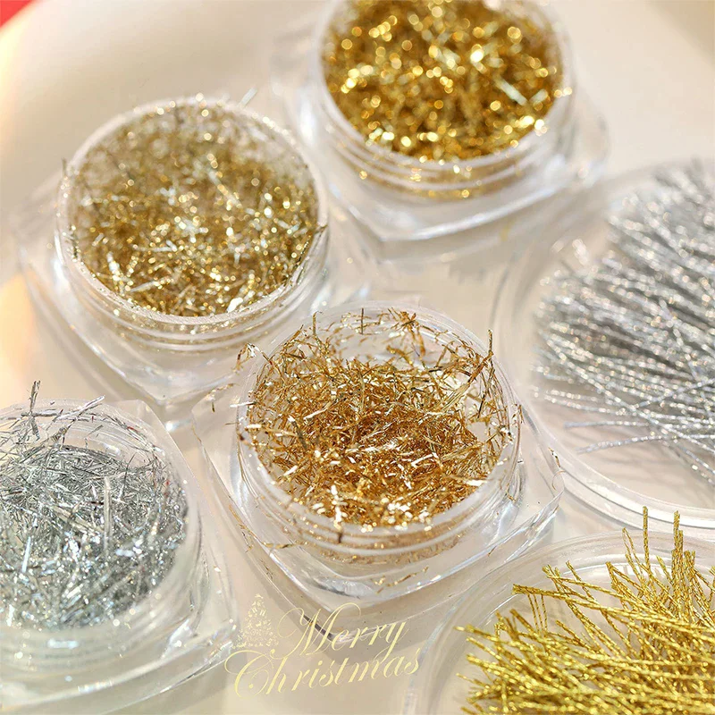 กล่องเล็บตกแต่งลายกลิตเตอร์ 3 มิติ แบบฟอยล์ ผงกลิตเตอร์สำหรับตกแต่งเล็บ สีทอง สีเงิน รูปทรงไม่สม่ำเสมอ สำหรับตกแต่งเล็บ ทำเล็บ ชาร์มตกแต่งเล็บ สำหรับร้านทำเล็บ