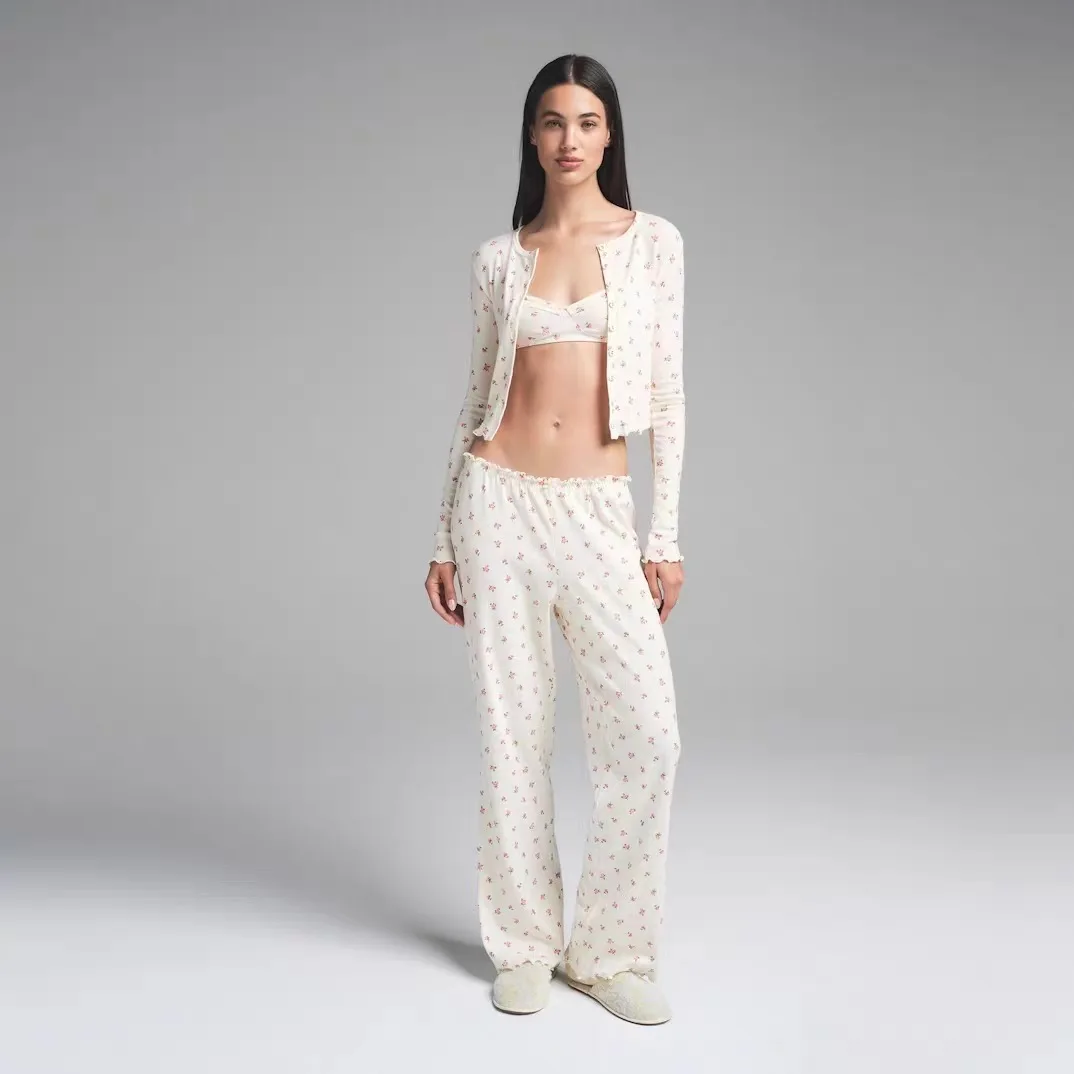 

IAMUBABA Kardaian Sle Floral Hollow out Faion Set Long Sve round Ne Two Piece Suite Vntine's Day Home Wear