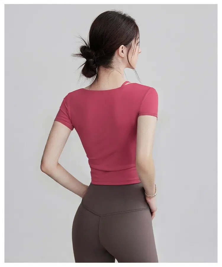 Neue Figurbetonte Sporttops mit Brustpolstern für Schlankheit und Attraktives Aussehen beim Pilates-Training, Fitnesskleidung zum Tragen als Oberbekleidung – Detail 2