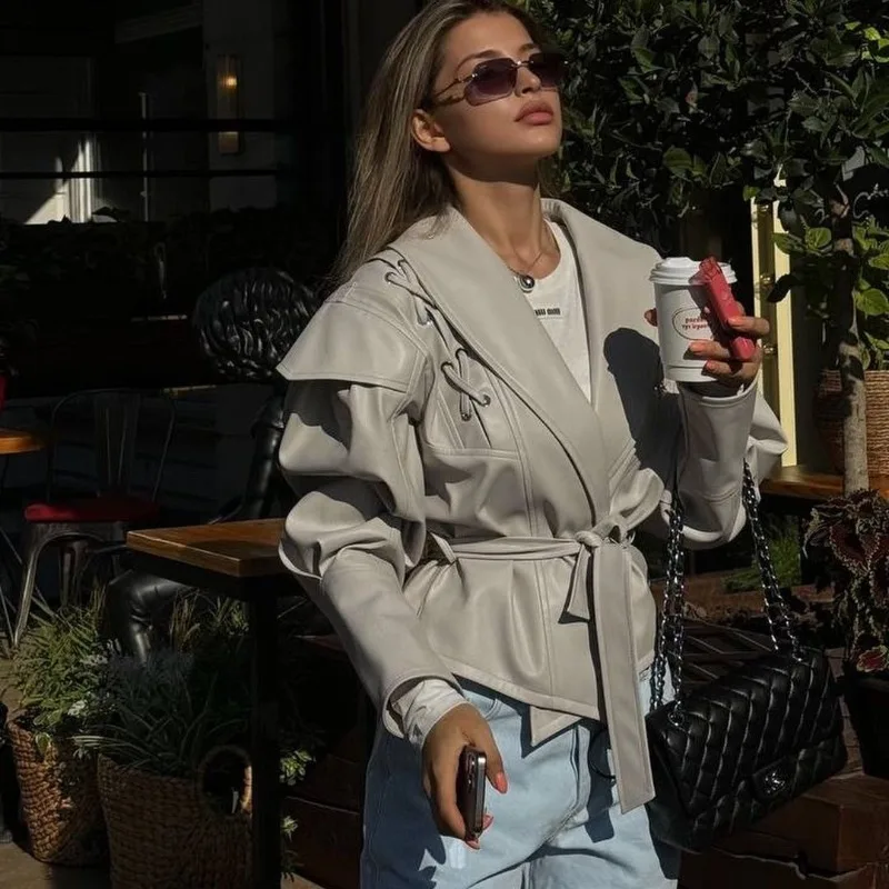 2026 Ins نمط عبر الحدود الجمال الأوروبي ريترو جديد تنوعا دراجة نارية سترة شخصية الموضة سترة جلدية رائع