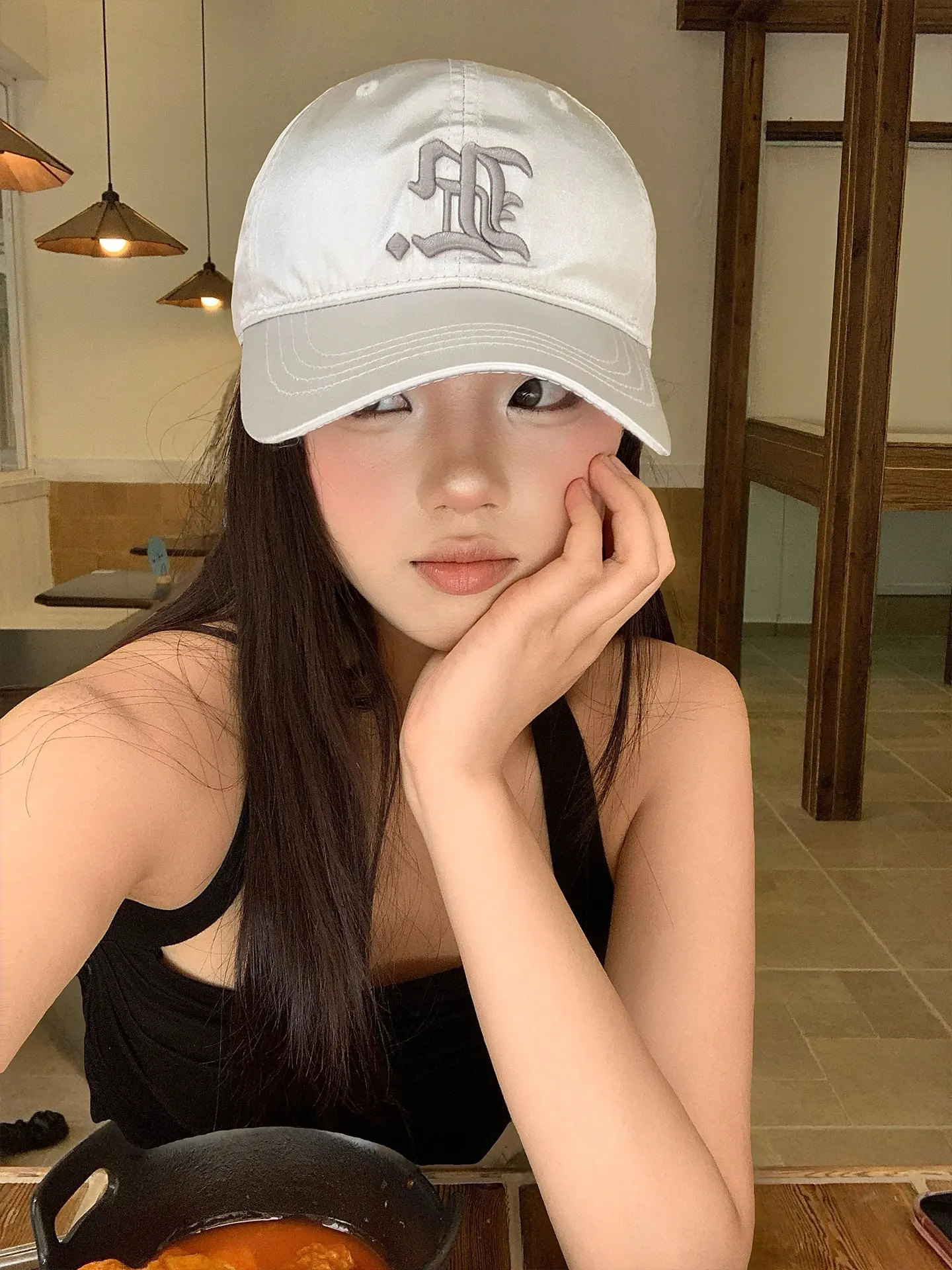 Silver Grey Embroidered American Retro Pearl Stereo Baseball Cap Women's Summer Wide Brim Small Duckbill Hat Fashionable Adju...