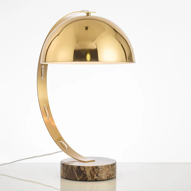 الأجهزة الأمريكية مصباح مكتبي بقاعدة رخامية مطلية بالكهرباء لغرفة المعيشة وغرفة نموذجية إبداعية حديثة للدراسة