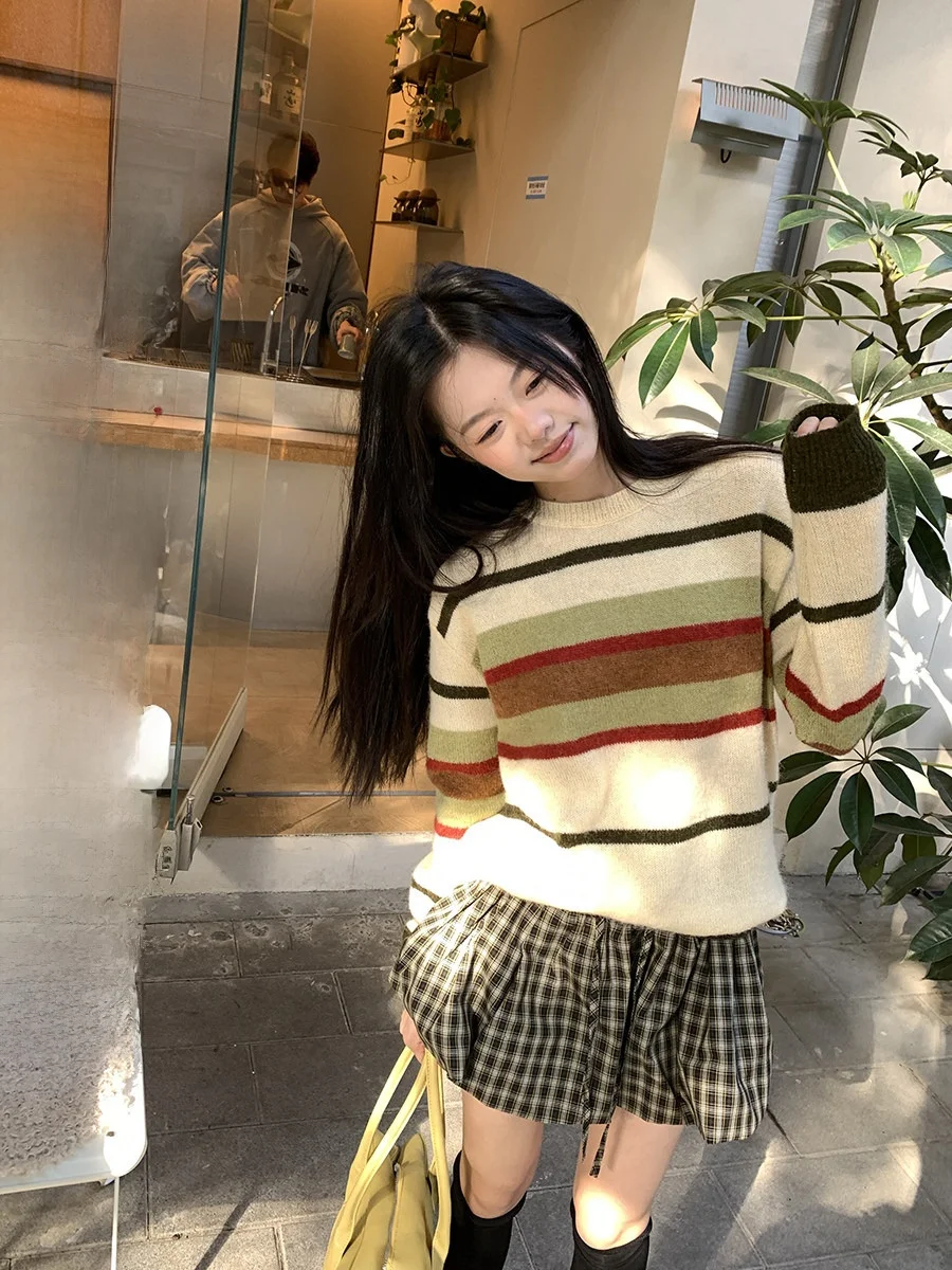 

Sinbounboun Chic Knitted Sweater round Ne Color Blo Striped Vintage Sle Layering Women's Long Sve Loose Fit Top
