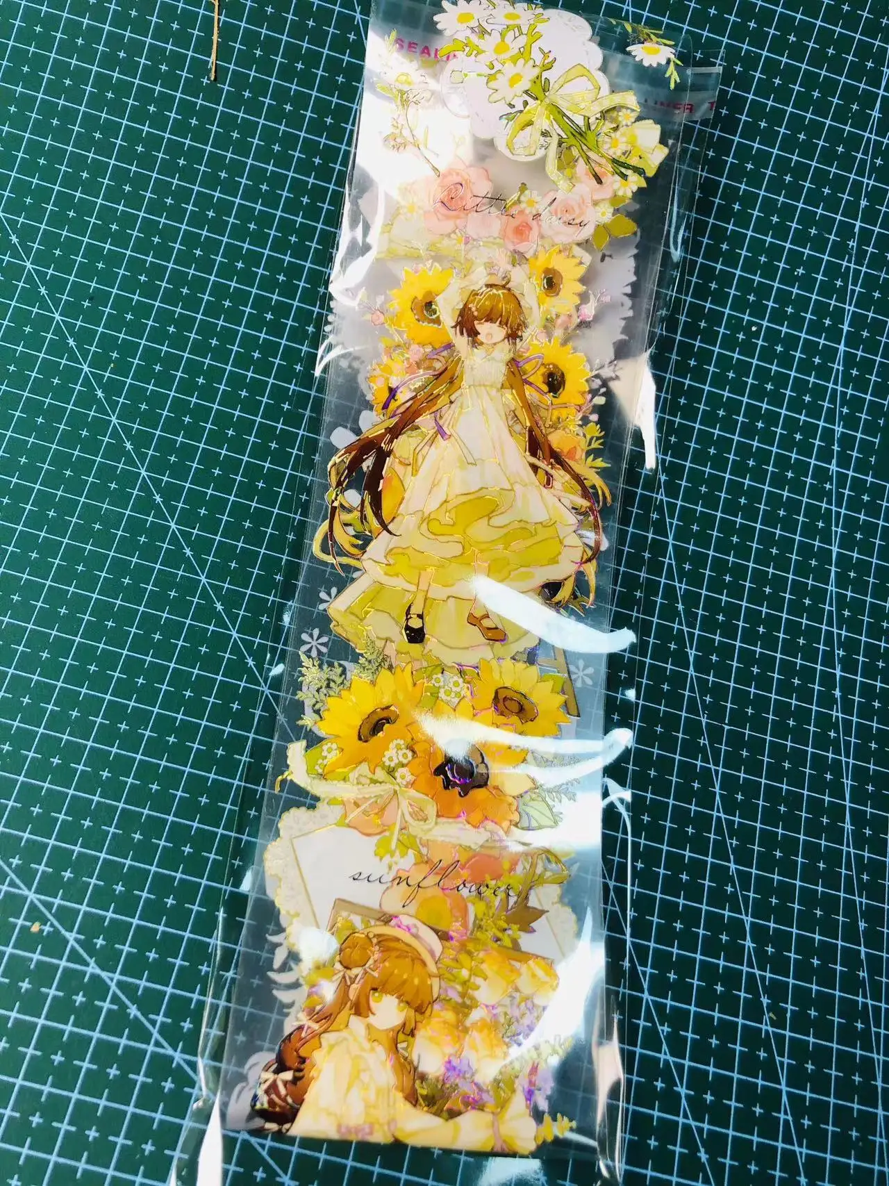 10.16 Stock Clear – 1 Loop Flower Girl Washi Shiny PET Tape