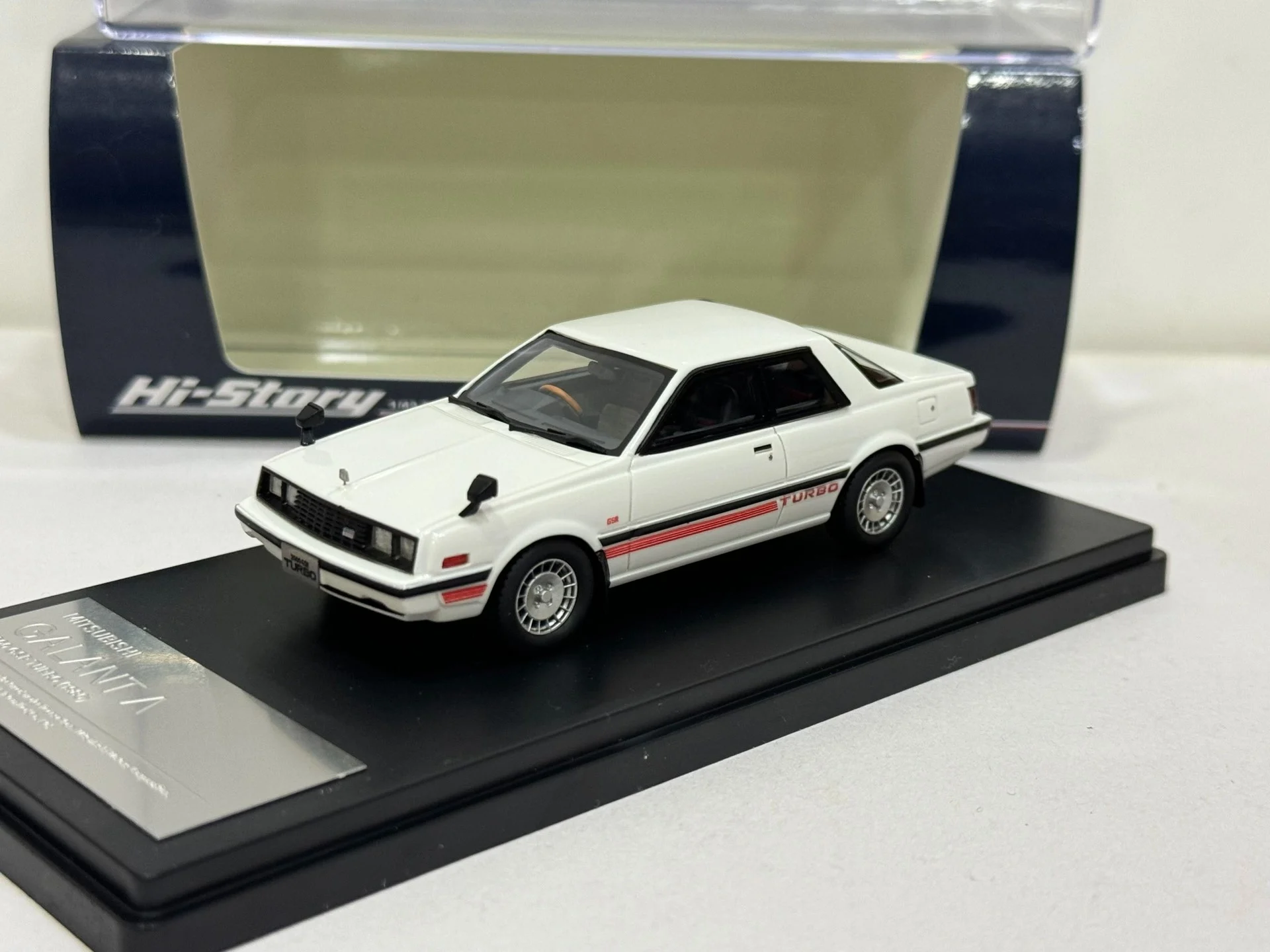 

Explosion Window Flaws Hi Story 1/43 Scale Mitsubishi Galant Resin Car Model