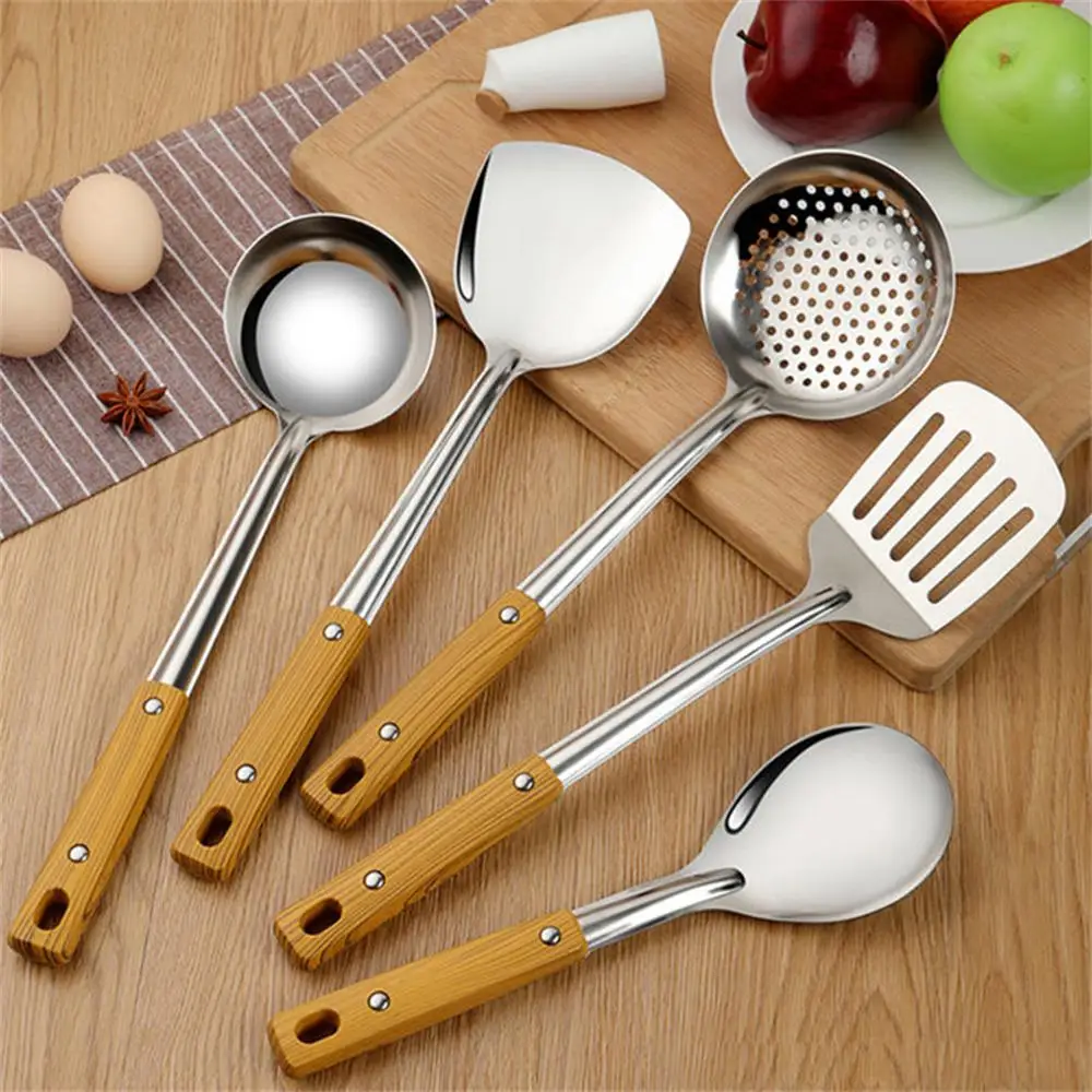 High Quality Heat-Proof Handle Stainless Steel Cooking Utensils Wood Grain Handle Frying Spoon Spatula Colander Cooking Tools