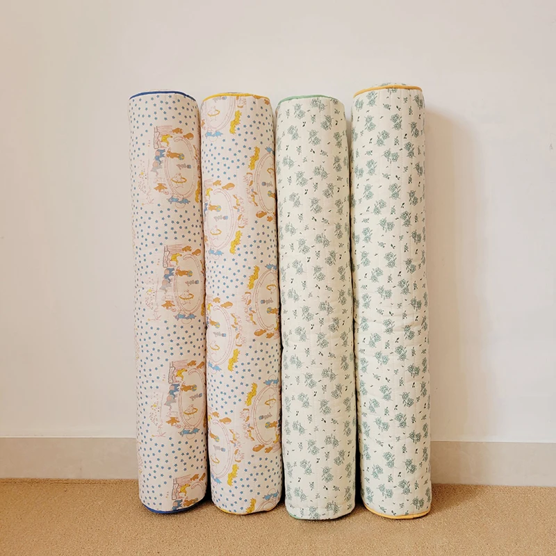 Infant New Baby Pillow Cartoon Circus Design Fragmented Flower Column Pattern Soft Comfortable Infant Pillow for Sleeping