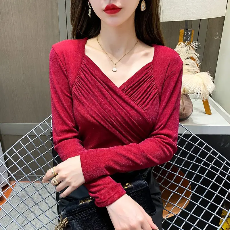 

Women Temperament V-neck Bottoming Shirt Female Fashion Solid Color Large Size Slim Fit Long Sleeve Inner Wear Casual Tops 2024