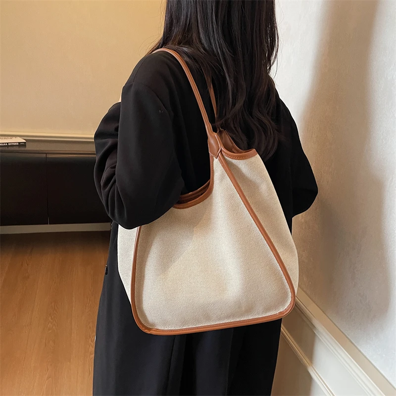 حقيبة كتف نسائية أنيقة من الجلد الفاخر الكلاسيكي مصممة على الكتف حقيبة يد كروس لخلع الملابس الحضرية العصرية