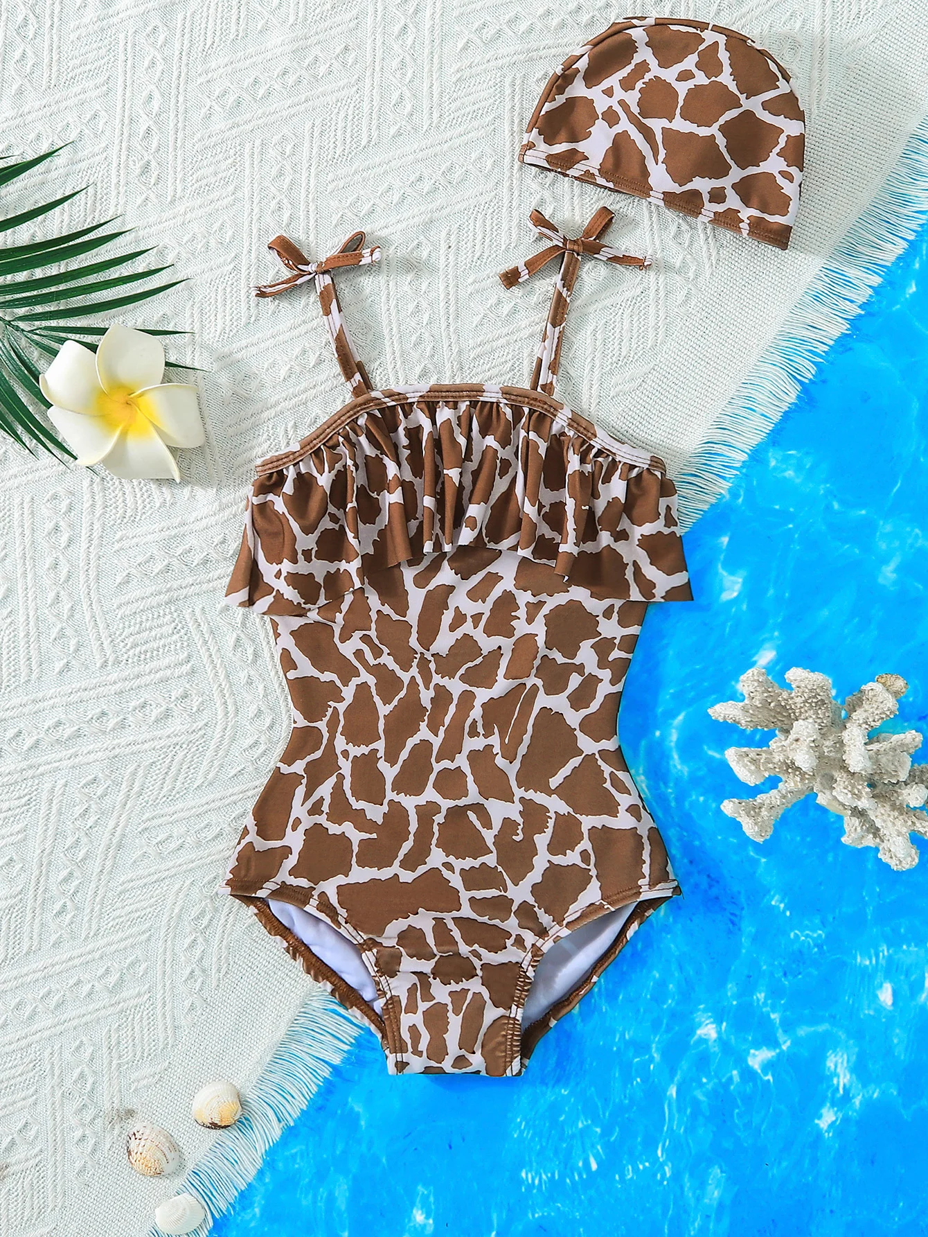 

Летний детский купальник для девочек от 2 до 6 лет с принтом жирафа и рюшами, цельный купальник с подходящей шапочкой для плавания, комплект из 2 предметов, пляжная одежда, детский купальник