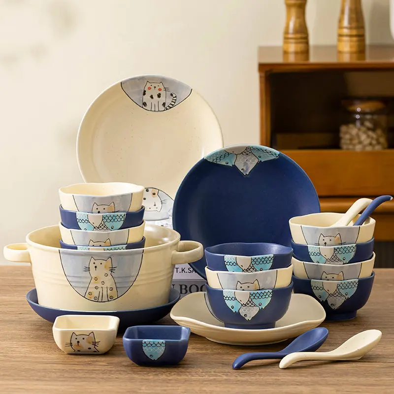 Friendly Design Dinner Sets Unique Aesthetic Luxury Designer Dinnerware Set Ceramic Elegant Italian Vajilla Porcelana Dinner Set